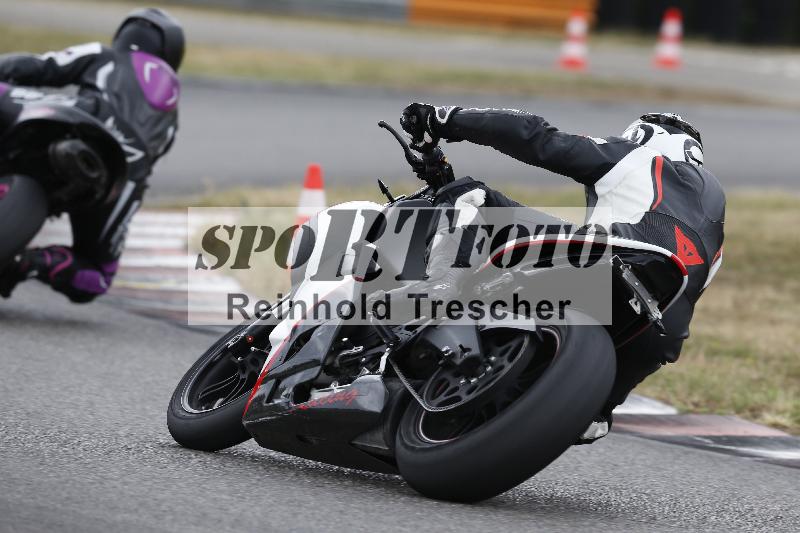 /32 07.07.2025 Plüss Moto Sport ADR/Einsteiger/555